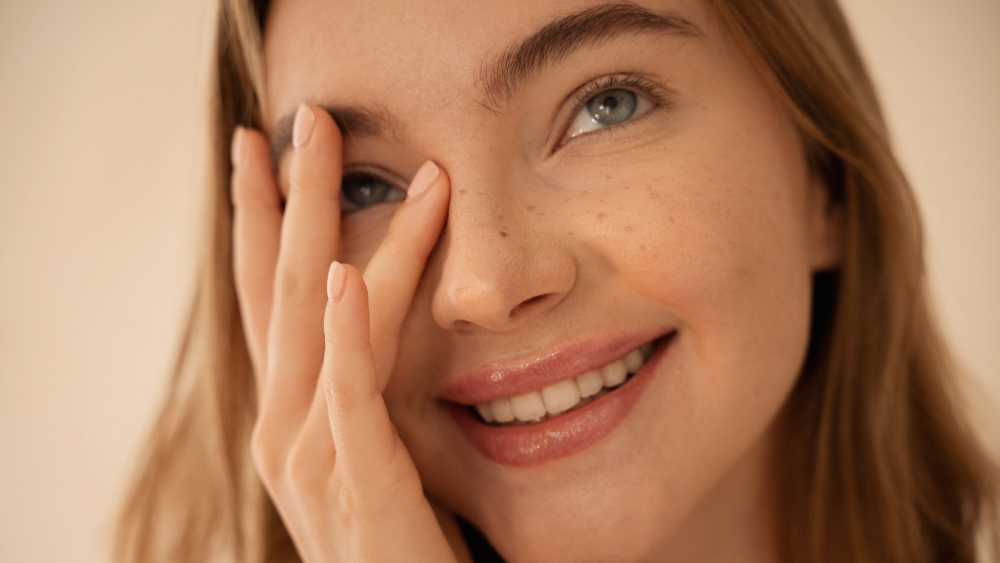 The Ultimate Guide to Managing Dry & Sensitive Skin