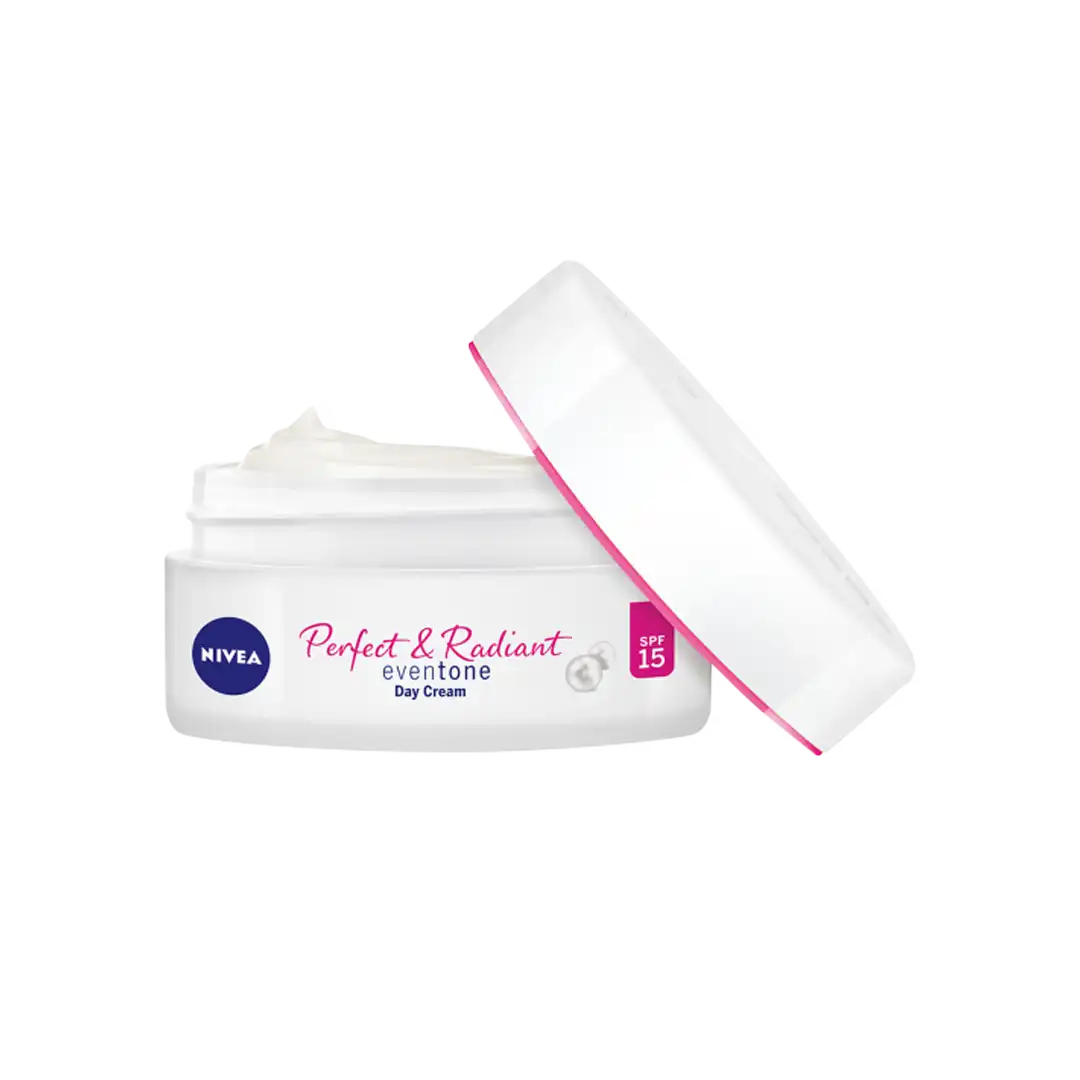 Nivea Perfect & Radiant Facial Day Cream SPF15, 50ml