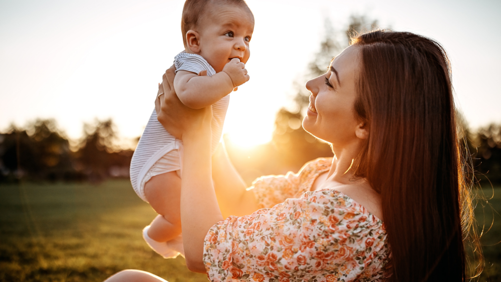 7 Amazing Benefits of Sunlight for Newborn Babies