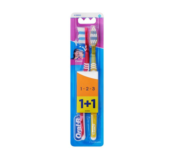 Oral-B Toiletries Oral B Toothbrush 3 Effect Classic 40 Medium, Bundle Pack 1+1 3014260023041 188275