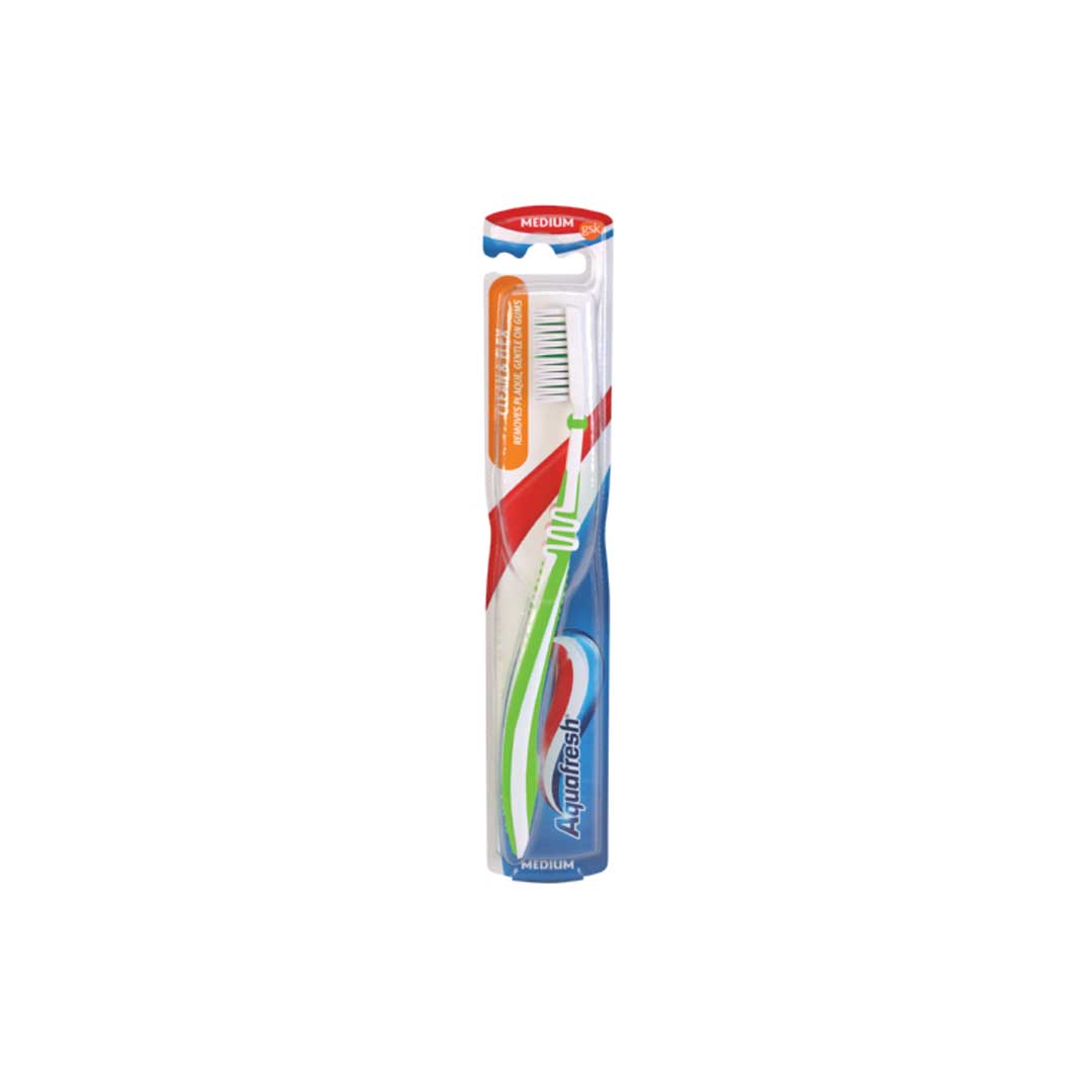 Aquafresh Clean & Flex Manual Toothbrush, Medium